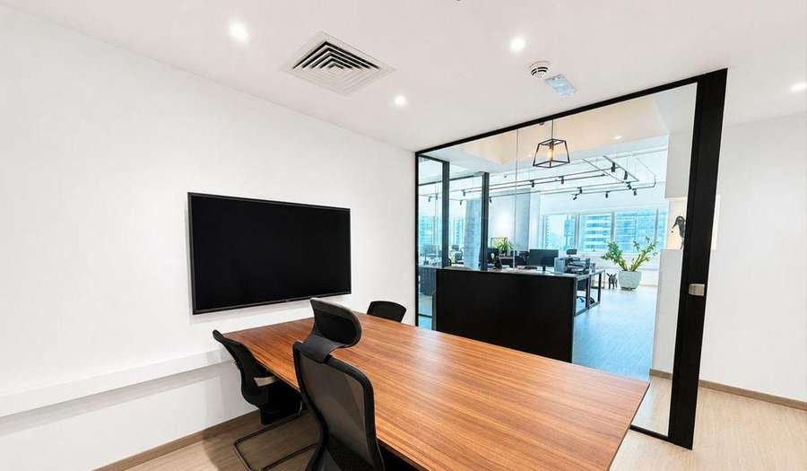 Office for rent in One Lake Plaza, Jumeirah Lake Towers, photo 2